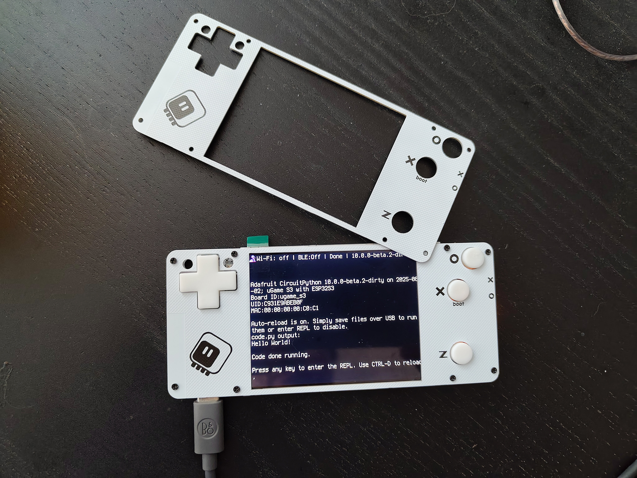 Device with a PCB front plate.